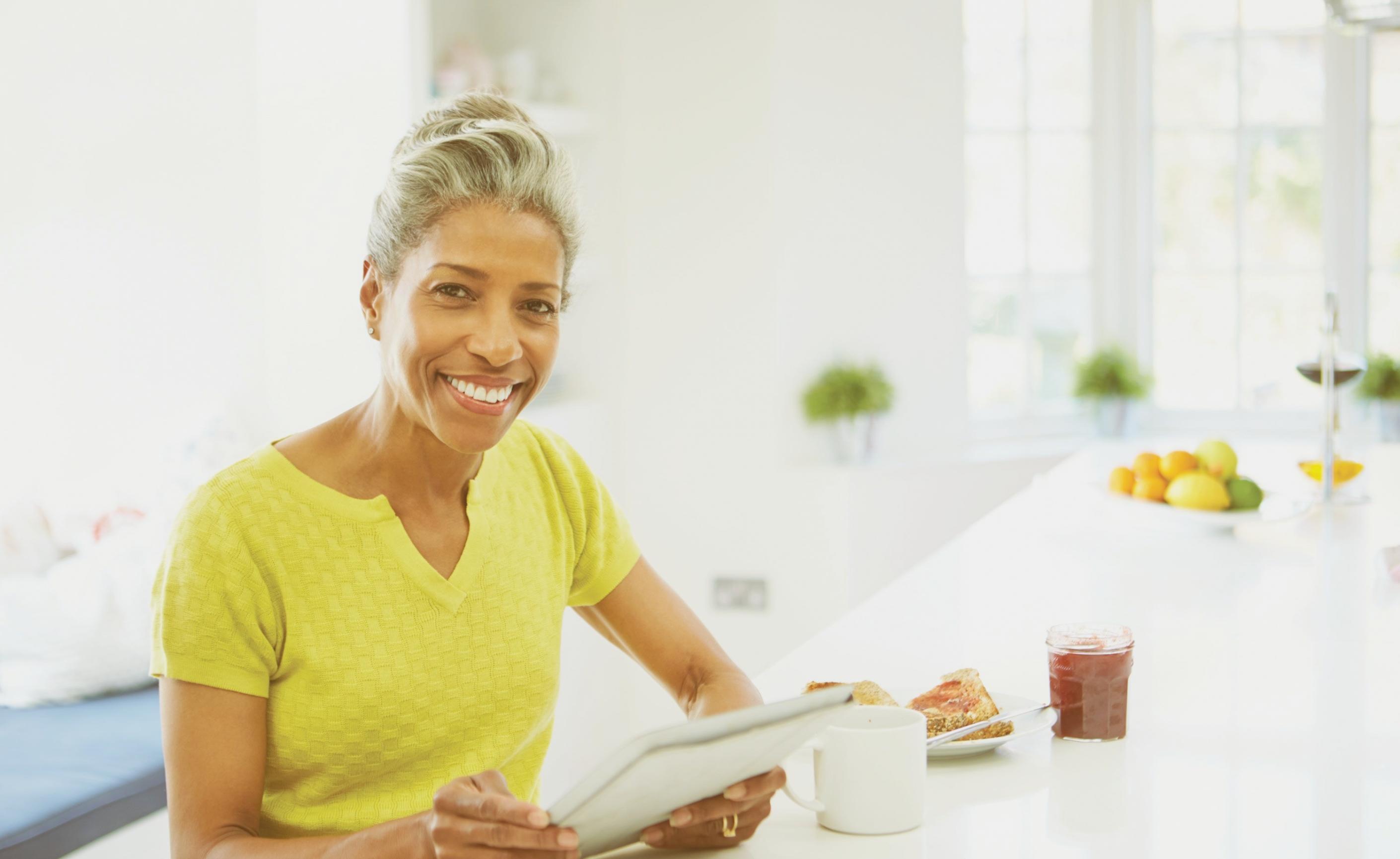 Modernes IT-Arbeitsumfeld mit Team bei der Projektplanung